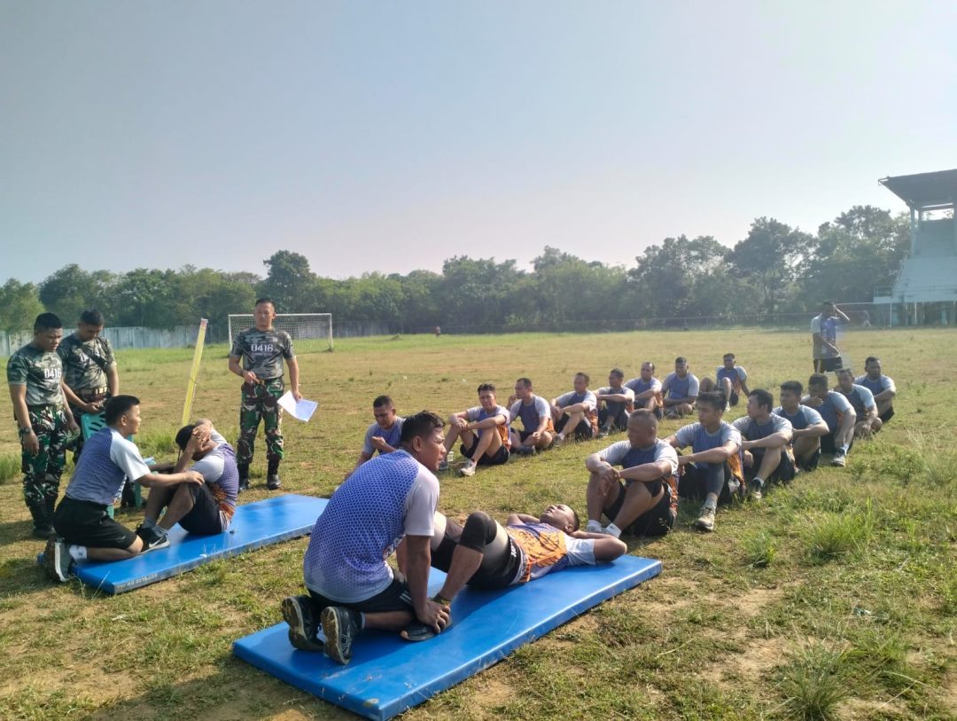 Latihan pembinaan fisik prajurit TNI Kodim 0416/Bute