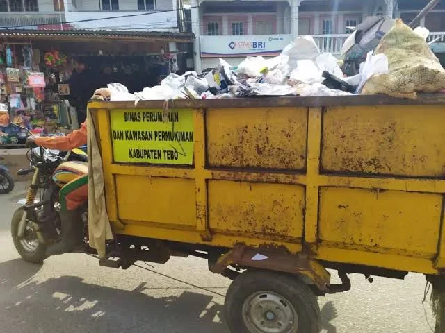 Pengelolaan Sampah di Tebo Tuai Kritikan DPRD