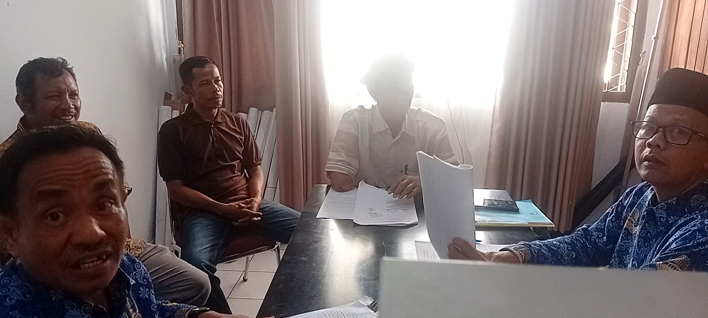 Sengketa Pilkades Teluk Rendah Ulu Makin Meruncing, Penyelenggara Tak Netral ?
