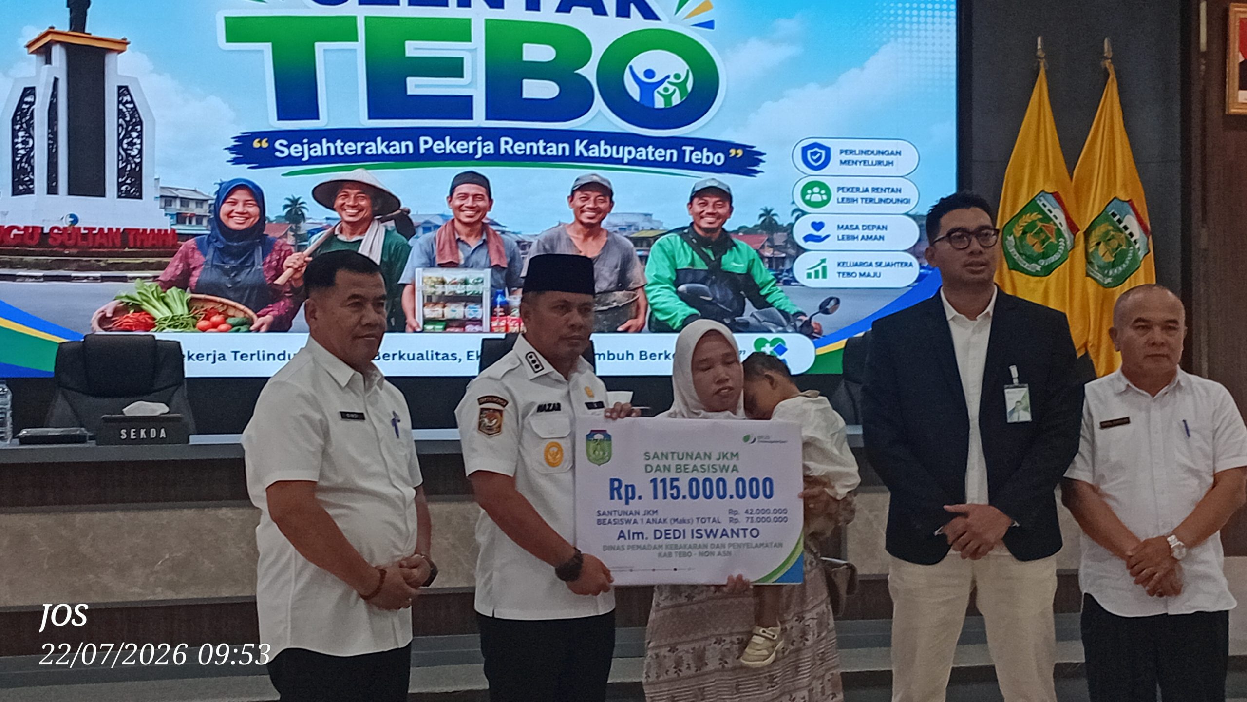 Gandeng BPJS Ketenagakerjaan, Pemkab Tebo Serahkan Santunan dan Gencarkan Sosialisasi